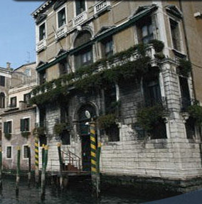 Guaranteed lowest rates at Venice discount hotels.  Book discount Venice hotels before you go.  Confirmed online reservations.
