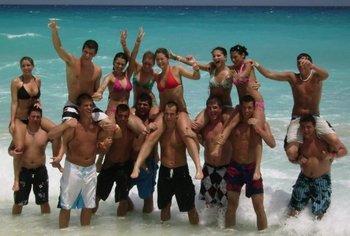 Click to View Cancun 4!